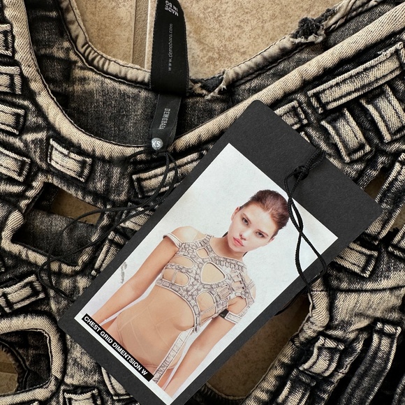 NWT DEMOBAZA Chest Grid Dimentsion Harness Vest Top SIZE XS - Picture 4 of 4